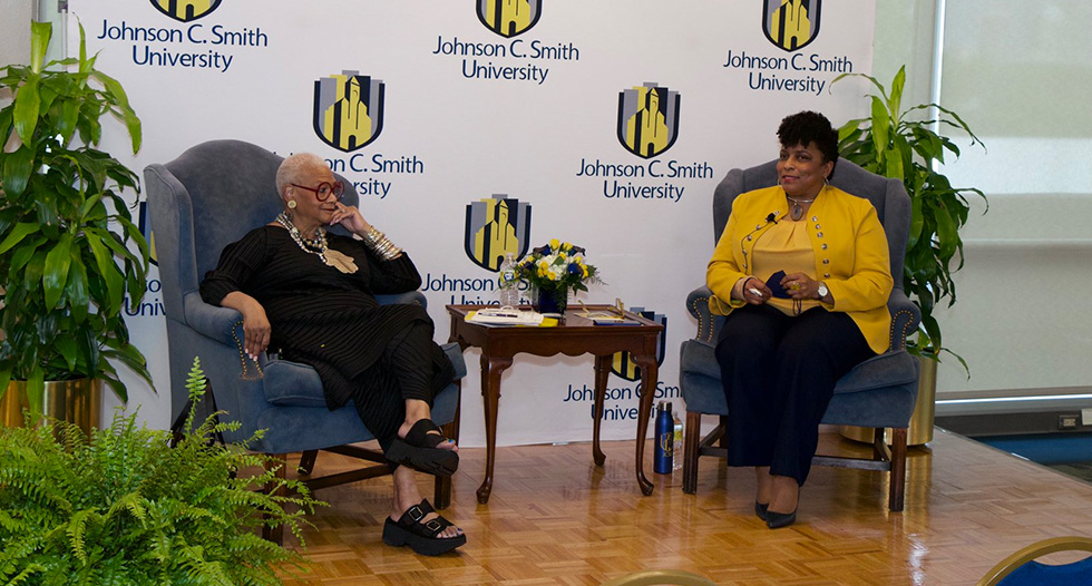 Jaki Shelton Green speaking to students during the event