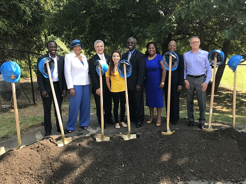 Photo of JCSU dignitaries, government officials and representatives of Blue Cross and Blue Shield of North Carolina at the groundbreaking