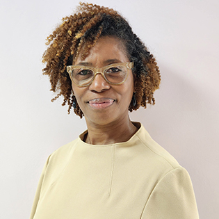 Angela Anderson headshot
