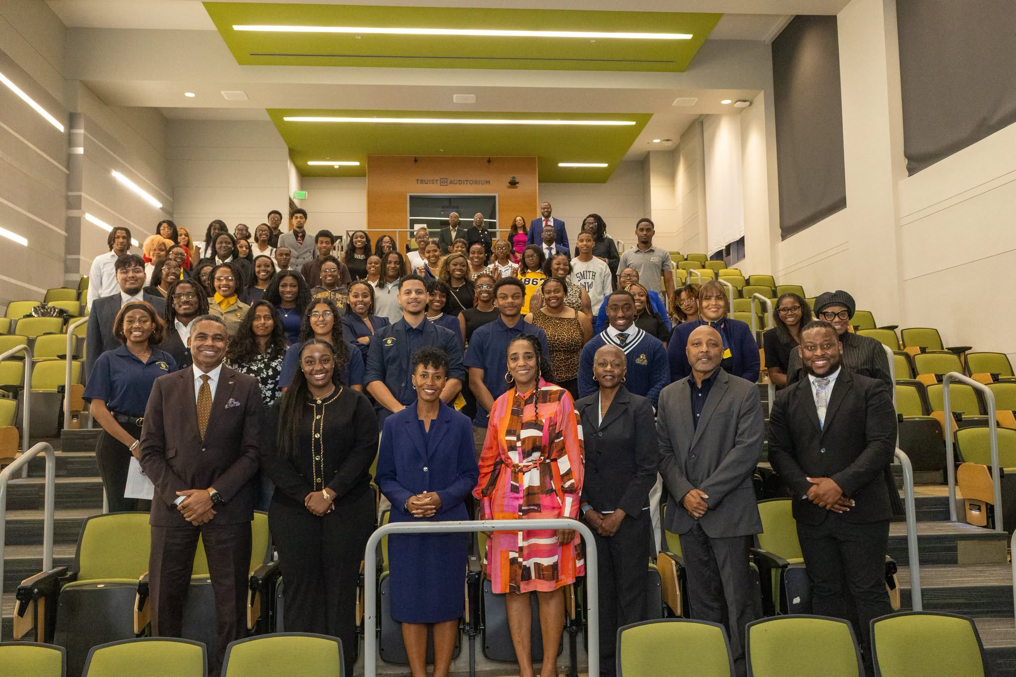Leadership and Legacy Panel Prepares Students for Professional Labyrinth