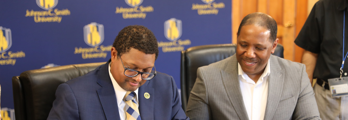 JCSU and the (AUA) College of Medicine officials sign the Memorandum of Understanding