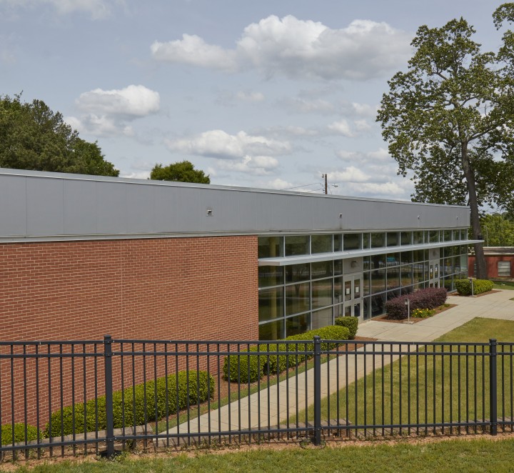 Photo of the HealthPlex exterior