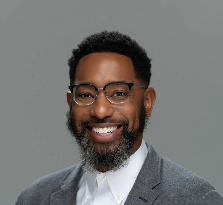 Lex Bibbs Headshot