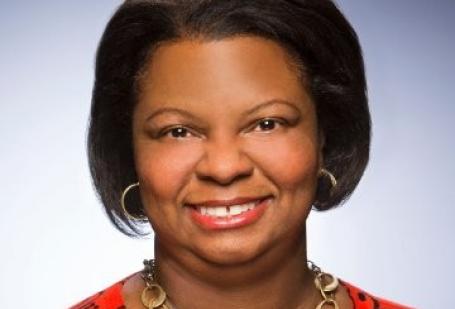 Dr. Nicole McDonald headshot