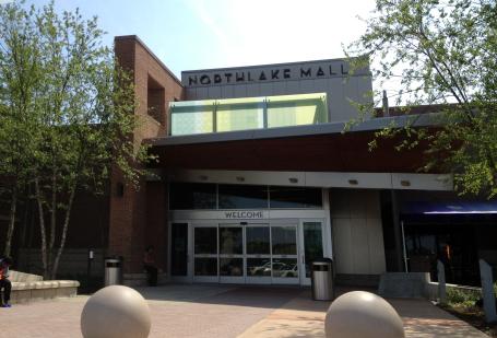 Northlake Mall exterior entrance