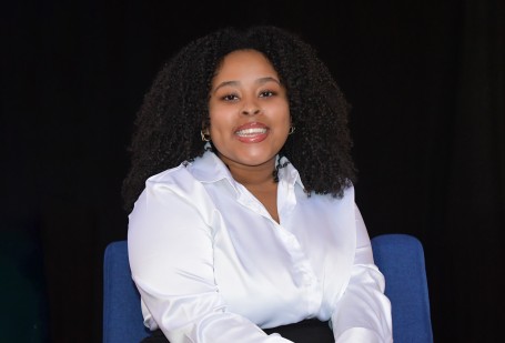 Islaea Anderson Headshot
