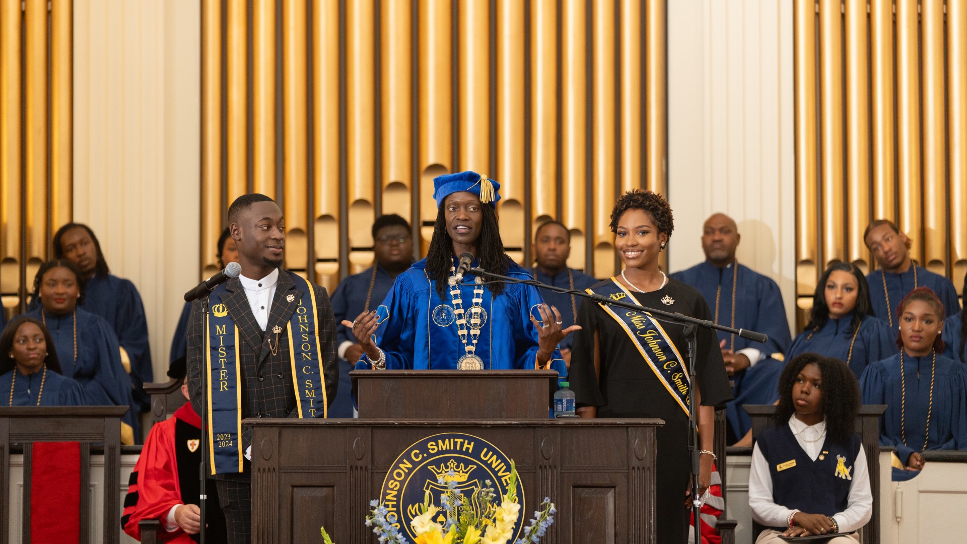 Mister JCSU, Kofi Asafu-Adjaye '24 and Miss JCSU Aliyah Thompson '24 Introduce Dr. Kinloch as the Convocation Speaker