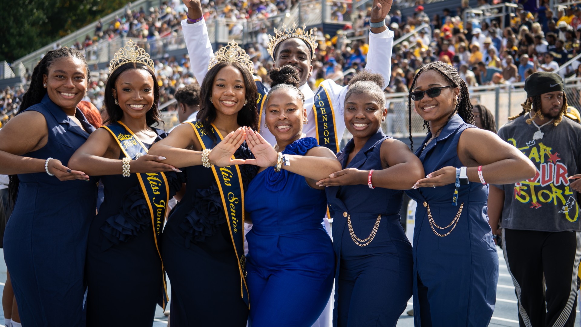 Photos from the 2025 Homecoming Game Crowds