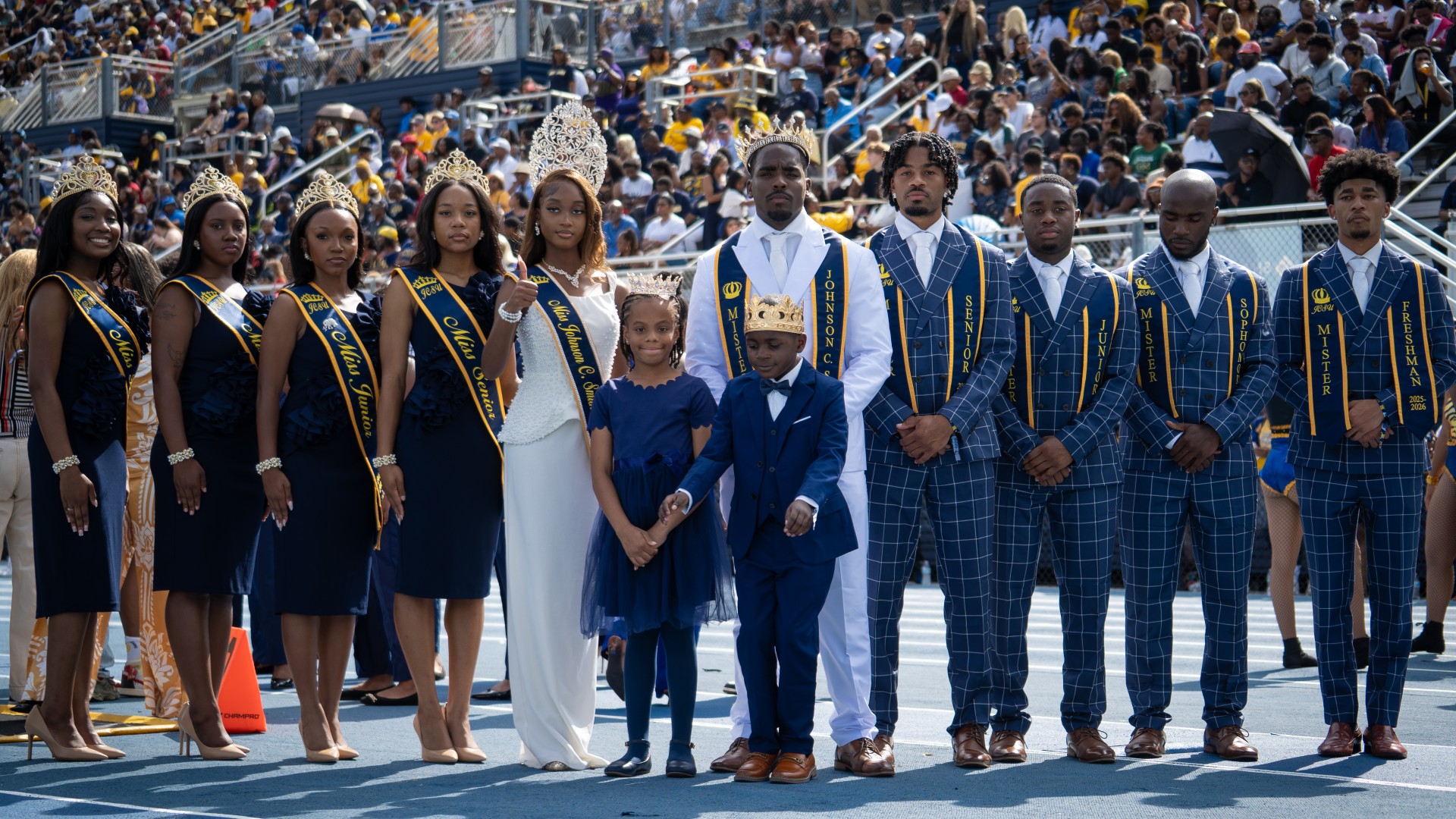 Photos from the 2025 Homecoming Game Crowds