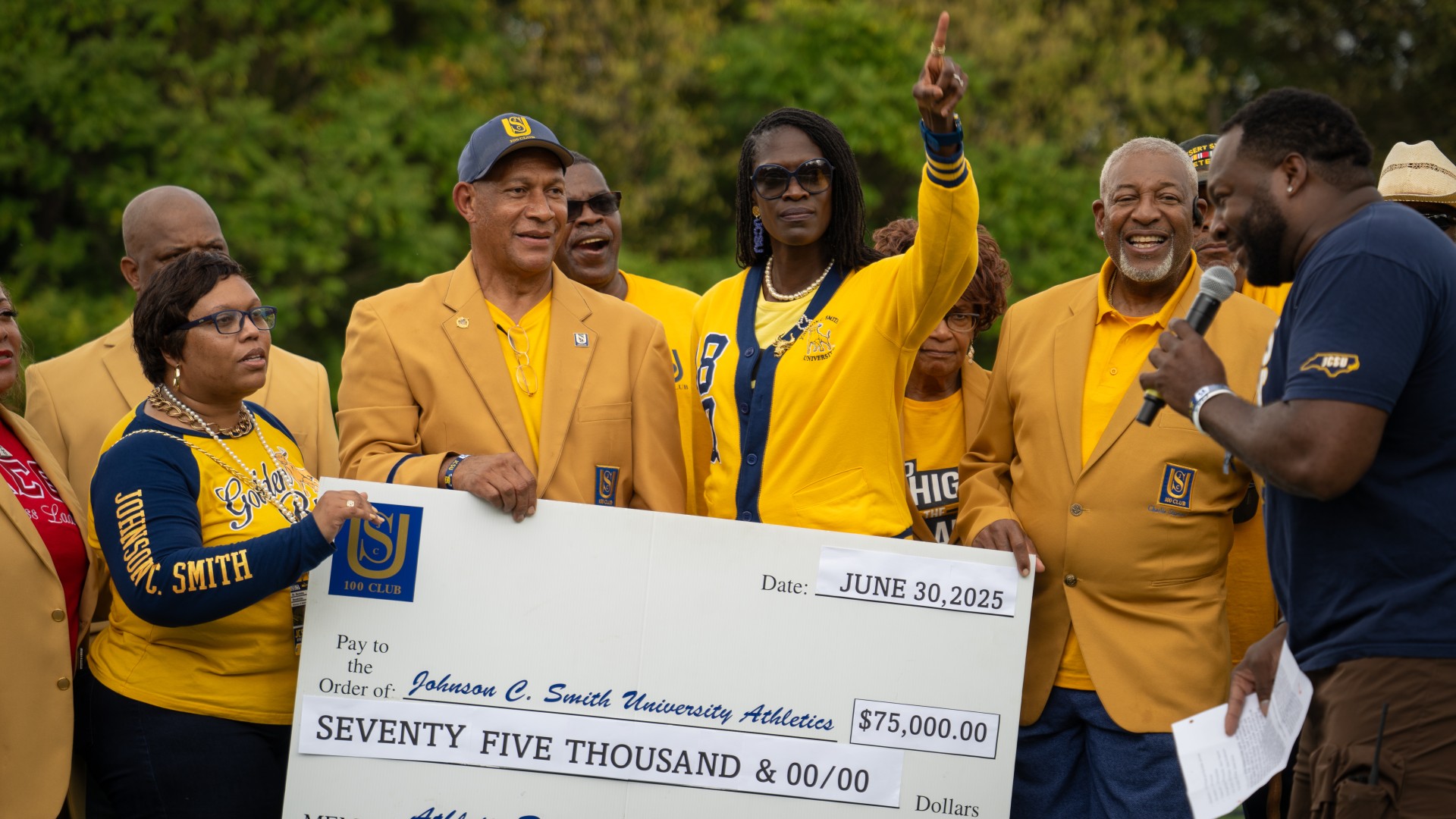 Photos from the 2025 Homecoming Game Crowds