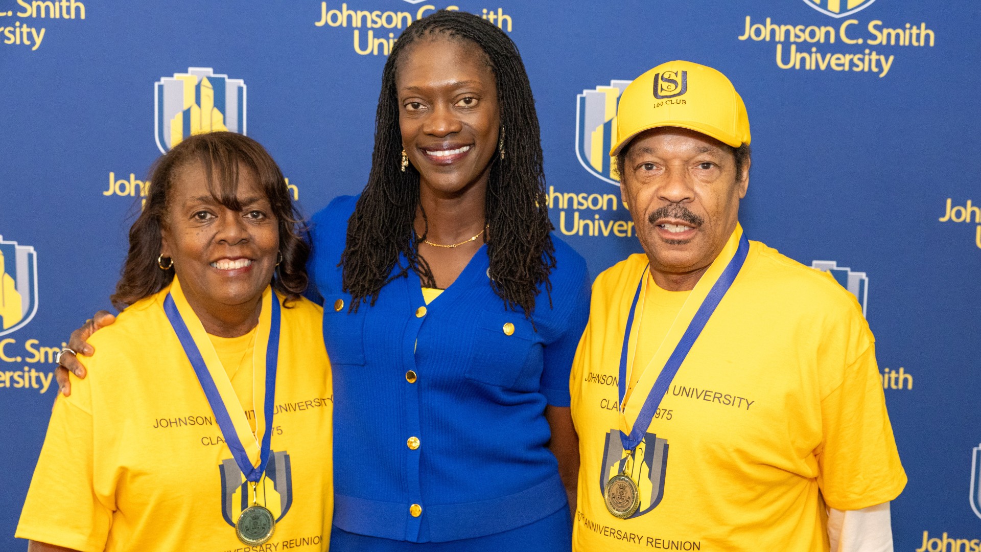 Golden Class medallion with President Kinloch Photos