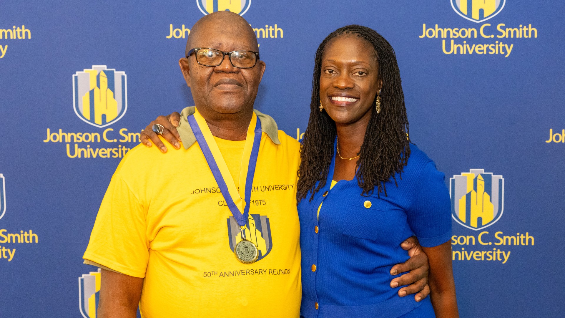 Golden Class medallion with President Kinloch Photos