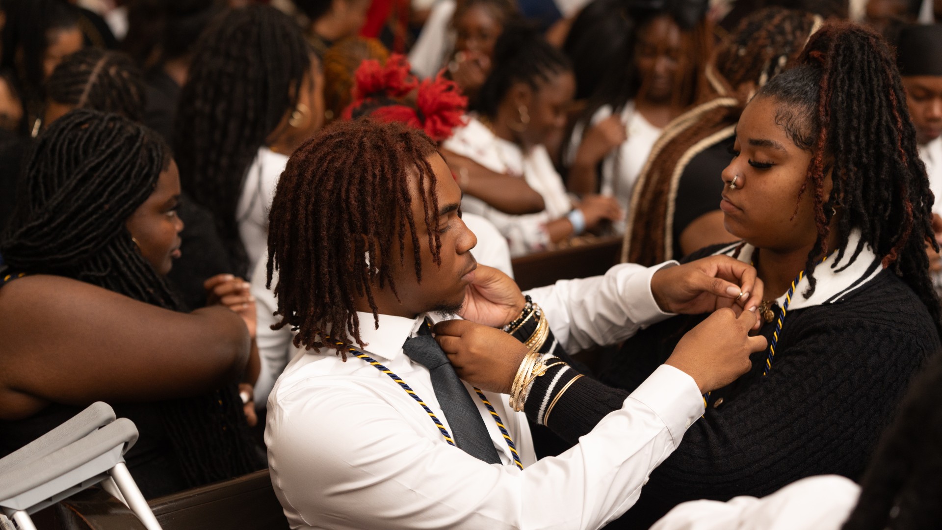Freshmen participating in Freshman Convocation ceremonies