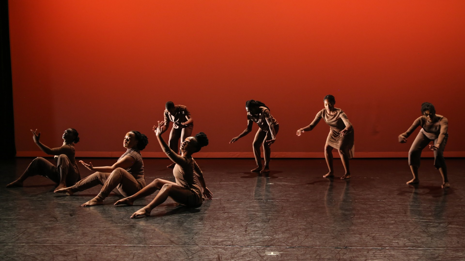 JCSU students dancing