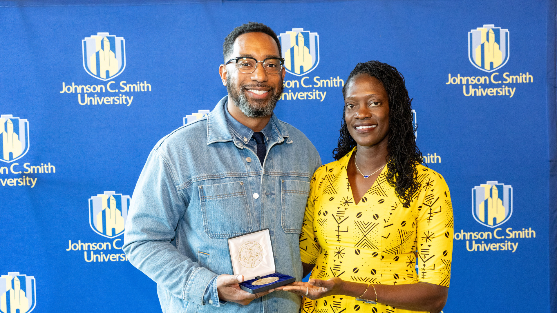 Lex Bibbs gets his 1867 award